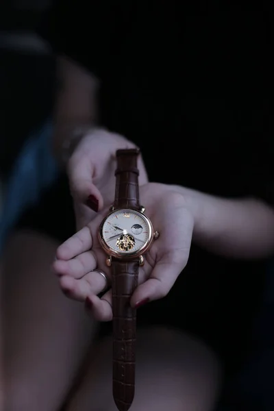 Woman Hand Watch Elegant Woman Hand — Stock Photo, Image