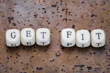 Ahşap küplerin bir kahverengi mantar arka plan metni Sığdır almak