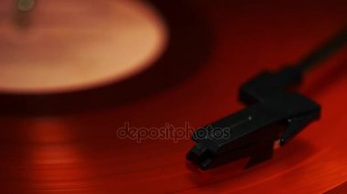 Kırmızı müzik vinil plak iplik