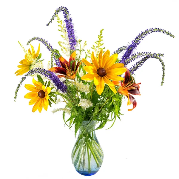 Bouquet of rudveckia, salvia and lily flowers in a transparent vase isolated on white background — Stock Photo, Image