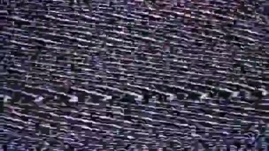 televizyon ekranı kötü sinyal alımı tarafından neden olduğu statik gürültü ile 