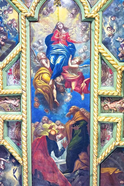 Perast, Monténégro - 3 septembre 2017 : peinture de plafond sur l'église catholique romaine Notre-Dame des Rochers, qui est située sur l'îlot au large de la côte de Perast dans la baie de Kotor, Monténégro . — Photo