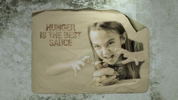 Stare Reklamy Papieru Ścianie Cementu Portretem Dziewczynki Hamburger Napis Wieszak — Wideo stockowe