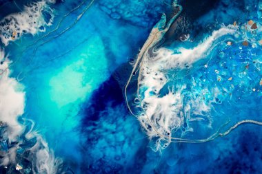 Mavi ve beyaz tonlarda akrilik boyanın soyut arkaplanı.