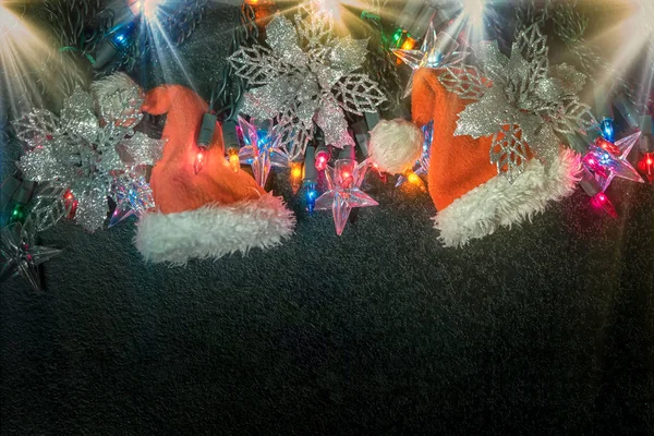Estrela Forma Guirlandas Leves Chapéus Santa Raios Luz Decorações Festivas — Fotografia de Stock