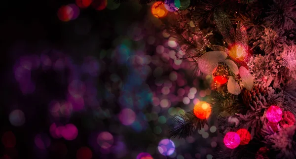 Árvore Natal Luzes Bokeh Luzes Azuis Fundo Escuro — Fotografia de Stock