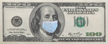 Beyaz arka planda izole edilmiş 100 dolarlık banknottaki Benjamin Franklin. Paranın krizden korunması kavramı.