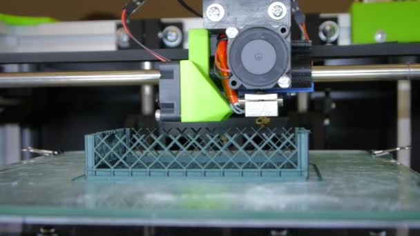 3D printen - drie dimensionale printer - 3d plastic printer — Stockvideo
