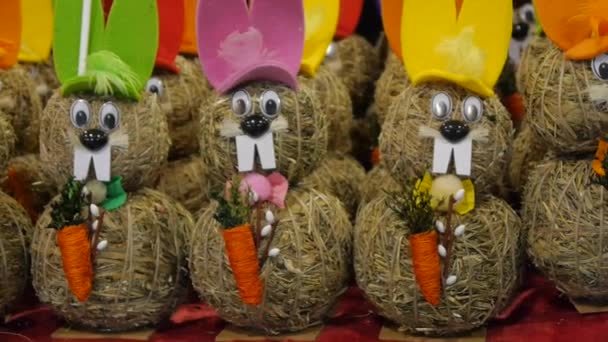 Påsk dekoration kaniner. — Stockvideo