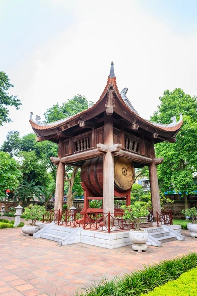 Tempelet av litteratur i hanoi, vietnam — Stockfoto