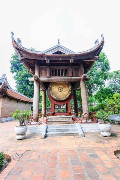 Tempelet av litteratur i hanoi, vietnam — Stockfoto