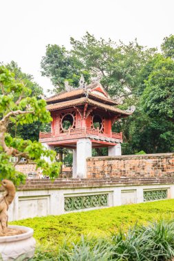  hanoi, vietnam literatürde Tapınağı