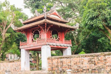  hanoi, vietnam literatürde Tapınağı