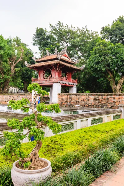 Le Temple de la Littérature à Hanoi, Vietnam — Photo