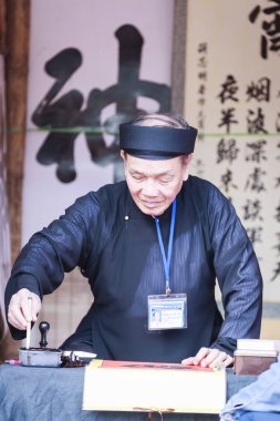 Bir bilim adamı edebiyat Tapınağı Çin kaligrafi karakter Ocak'ta yazıyor 26,2017