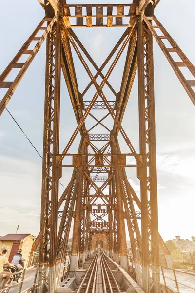 Long bien bridge at Hanoi, Vietnam — Stock Photo, Image