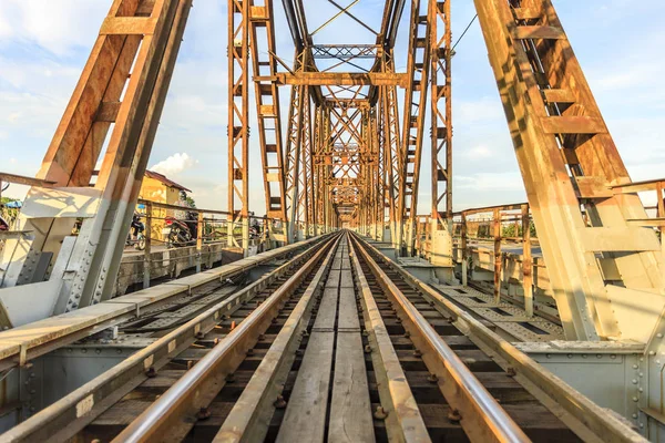 Long bien bridge at Hanoi, Vietnam — Stock Photo, Image