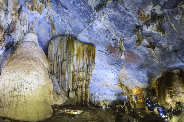 I Paradise grottan på Phong Nha-Ke Bang — Stockfoto