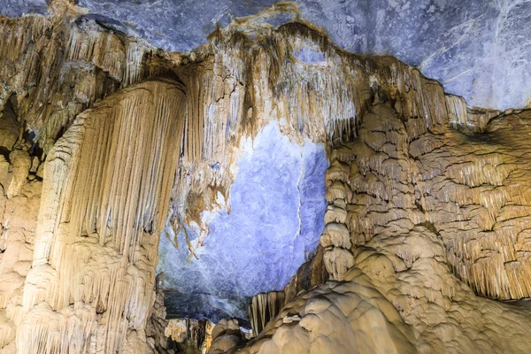 I Paradise grottan på Phong Nha-Ke Bang — Stockfoto