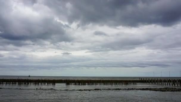 Movimiento Nubes Estratocumulus Nubes Lluvia Que Cubren Cielo — Vídeos de Stock