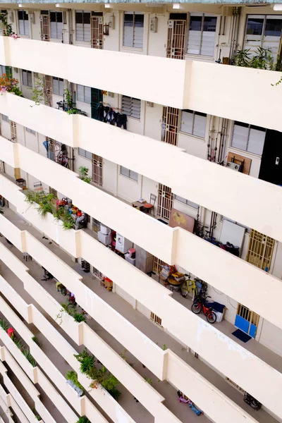 Singapur-04 ENE 2017: Singapur HDB edificio residencial fachada vista del día —  Fotos de Stock