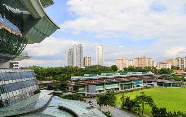 Singapur-22 DIC 2017: Singapur mrt vista aérea del tren en la vista del día de la estación — Foto de Stock