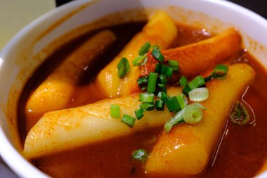 Geleneksel Kore yemekleri Kızarmış pirinç keki yakın çekim görüntüsü