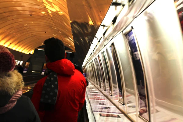 Sur l'escalator à Prague — Photo