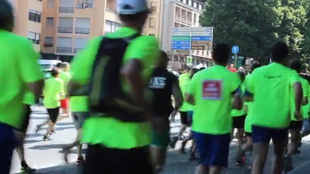 14.05.2017 Florence (İtalya) Deejay on Firenze maraton — Stok video