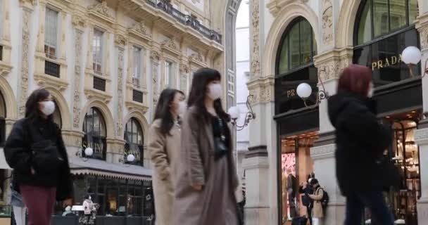 2020 Mediolan Włochy Ostrzeżenie Wirusie Koronawiry Chińscy Turyści Masce Mediolanie — Wideo stockowe