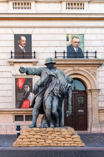 Budapest Hungary October 2019 Sculptures Soldiers First World War Aprod — Stock Photo, Image
