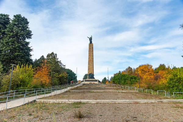 Fruska Gora Sérvia Março 2019 Sloboda Liberdade Nome Monumento Parque — Fotografia de Stock