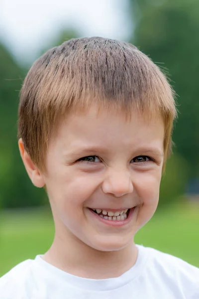 Little Boy Making Funny Face — Stock Photo, Image