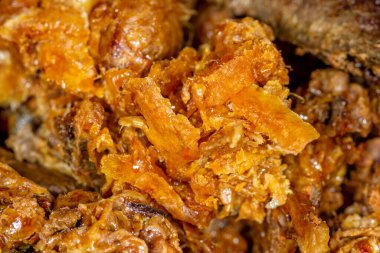 Orijinal propolis. Kuru mu, çiğ mi?.