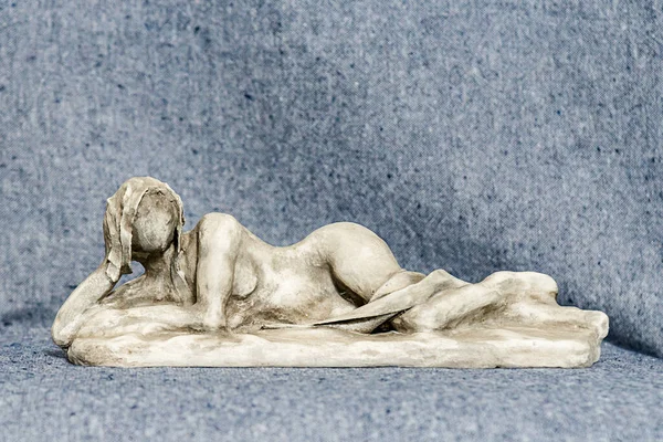 Escultura Yeso Una Chica Desnuda Desconocida — Foto de Stock
