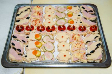 Farklı malzemelerle Crostini. Yakın çekim.