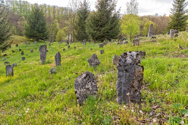 Bardzo Stary Cmentarz Serbii — Zdjęcie stockowe