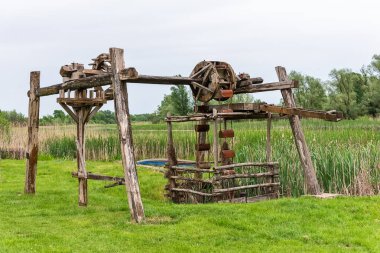 Eski çalışma iyi süpürür ve manzaralı gölge