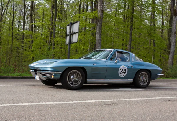 1964 Chevrolet Corvette C2 alla ADAC Wurttemberg Historic Rall — Foto Stock