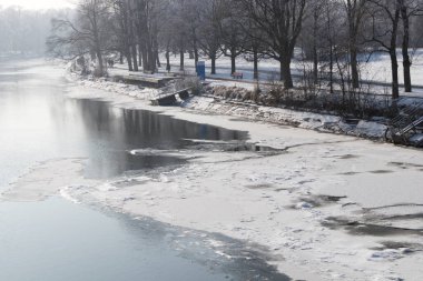 Buzlu Tuna Nehri Ulm, Almanya.