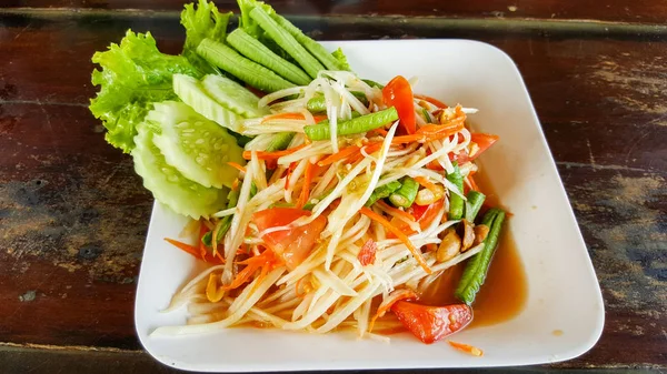 Salad pepaya hijau pedas, samui seafood — Stok Foto