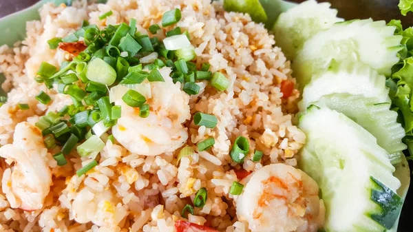 Nasi goreng dengan udang, seafood samui — Stok Foto