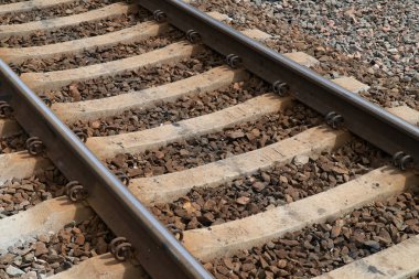 yan görünüm boş tren yolu