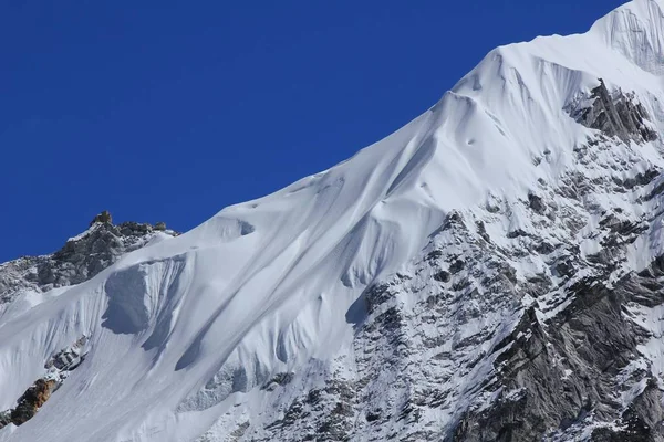 Glacier on top of mount Kongma Tse — Stock Photo, Image