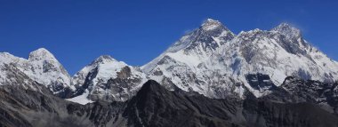 Everest Dağı, Renjo La dağ geçidi görünümünden