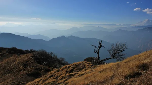 关于 Muldhai 山，安纳布尔纳自然保育区，尼泊尔的场景 — 图库照片