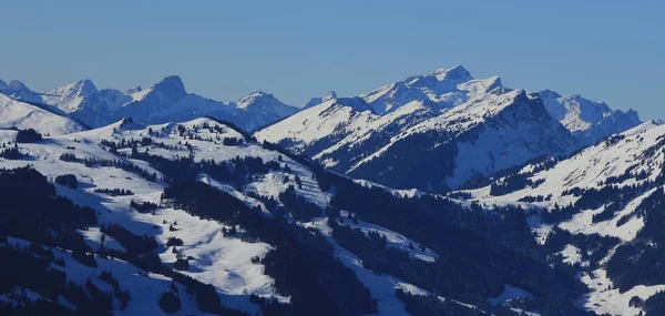 Vue depuis le domaine skiable de Rellerli, Suisse — Photo