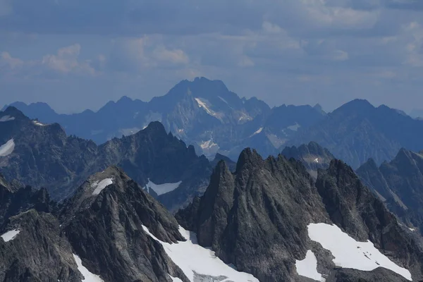 Grassengrat et mont Oberalpstock, vue depuis le mont Titlis — Photo