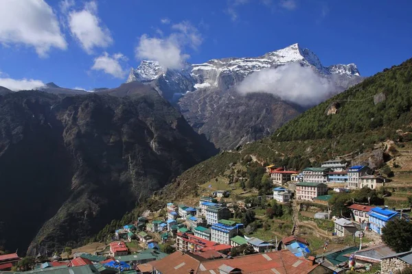 Uitzicht vanaf Namche Bazaar — Stockfoto