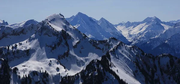 Mount Rophaien i inne góry — Zdjęcie stockowe